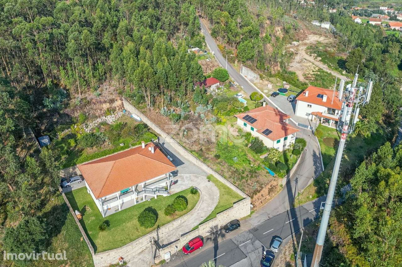 Terreno em Mujães - Grande imagem: 3/15