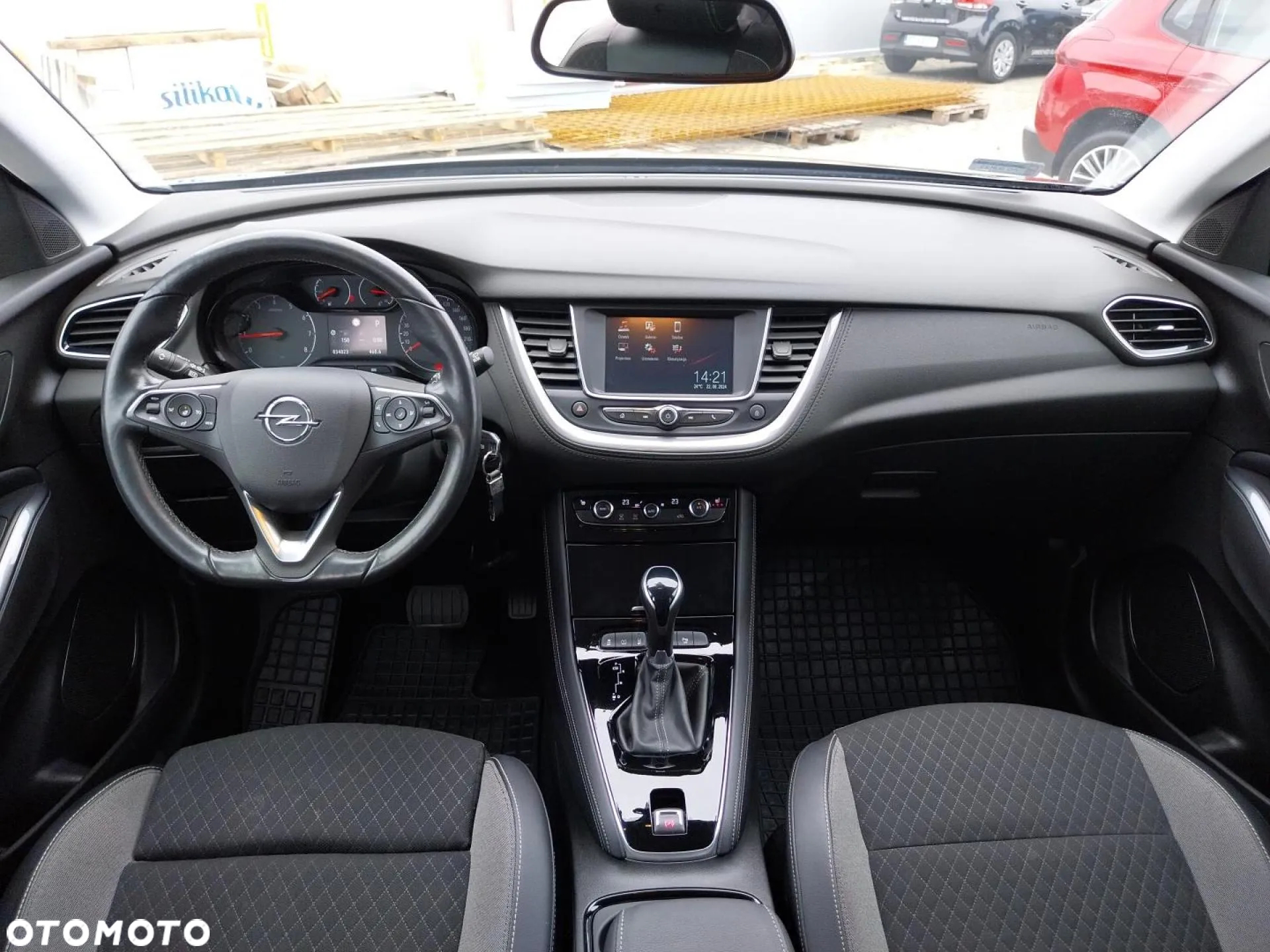 Opel Grandland X 1.2 T GPF Design Line S&S - 28