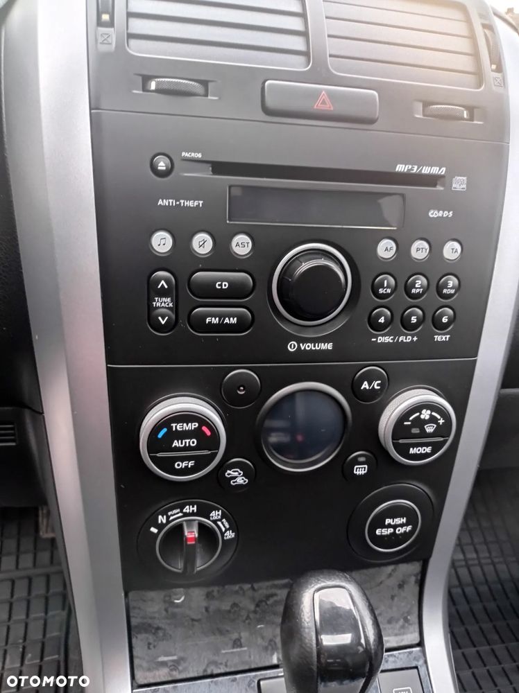 UWAGA ! AUTO W CAŁOŚCI 2010 SUZUKI GRAND VITARA BENZYNA MOZLIWE TANIE NOWE KPG 3PLN BLOKADY 163PS AUTOMAT ! MALE KM 120TKM NAPED 4x4 I WLASCICIEL PL - 29