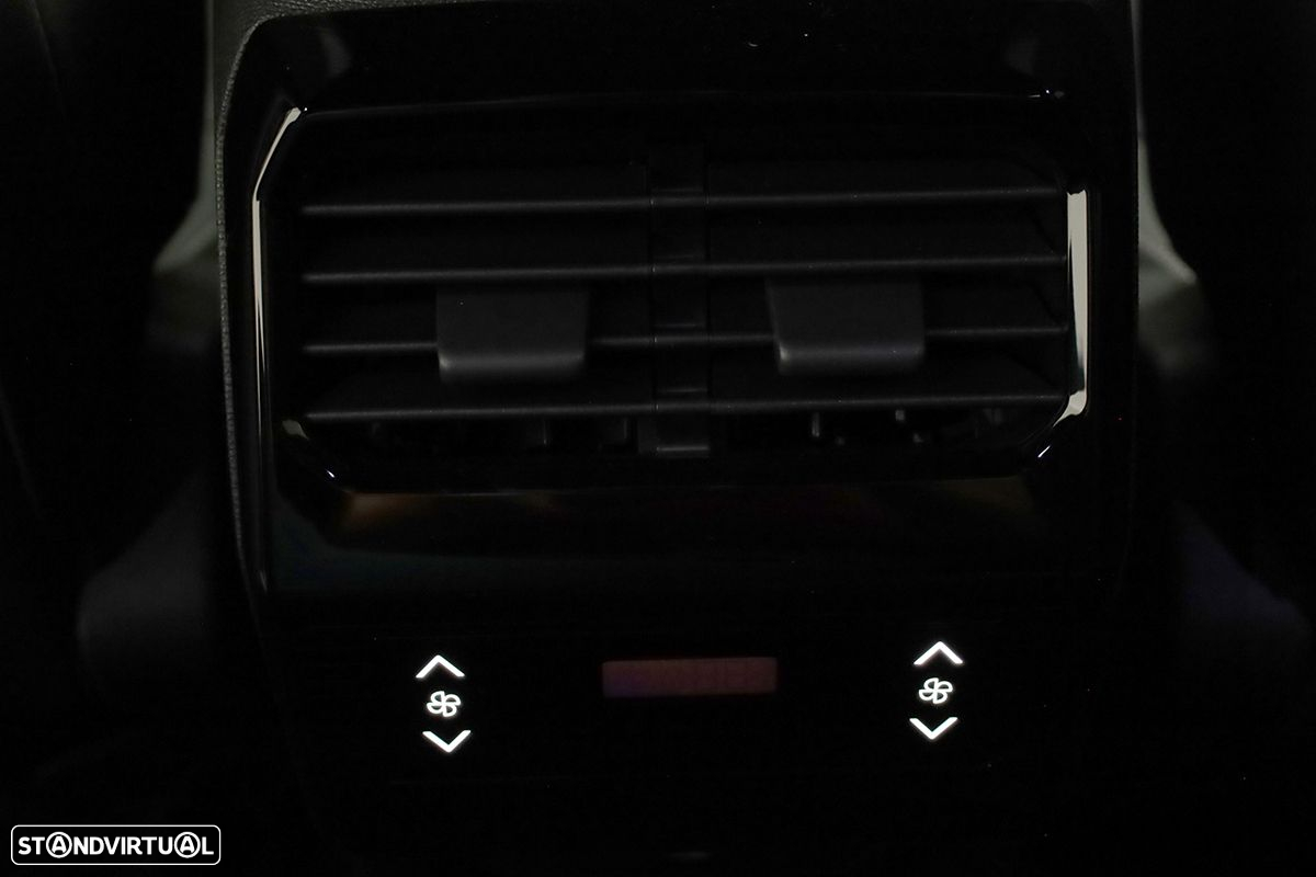 Peugeot 5008 1.2 Hybrid Allure e-DCS6 - 22