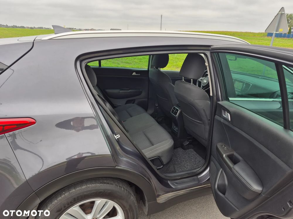 Kia Sportage 2,0 CRDI AWD Spirit - 10