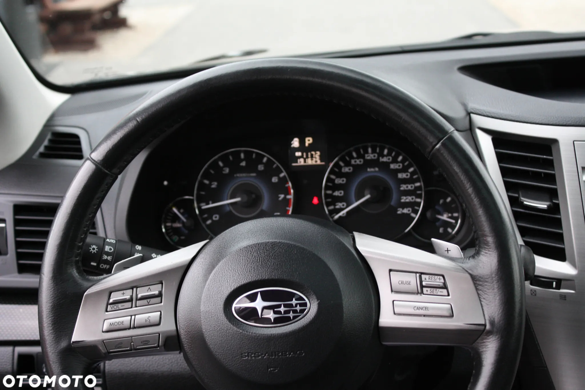 Subaru Legacy 2.5i Sport - 26