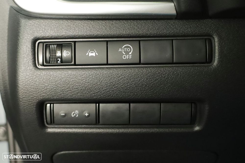 Nissan Qashqai 1.3 DIG-T Acenta Xtronic - 18