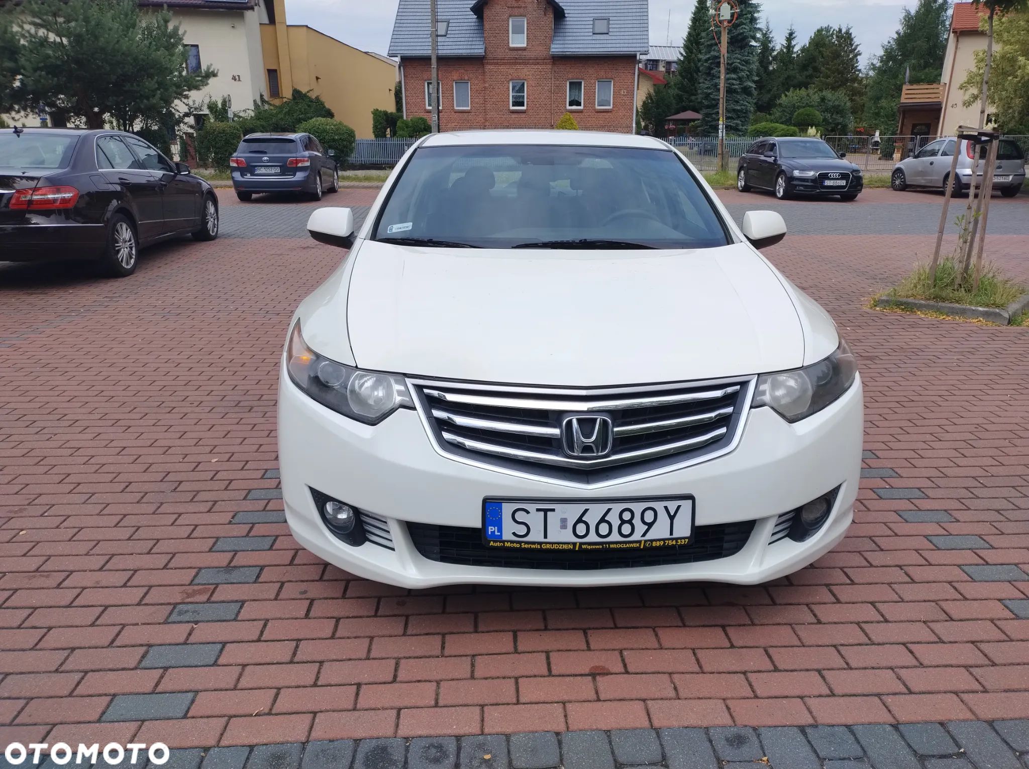 Honda Accord 2.0 Elegance - 1