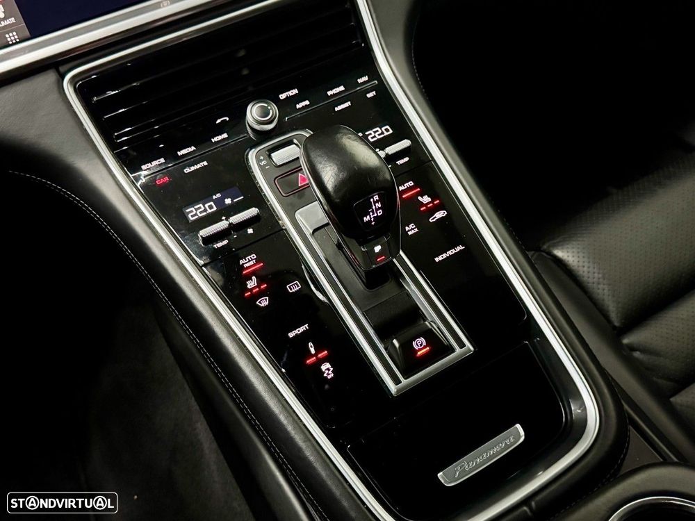 Porsche Panamera Sport Turismo 4 - 13