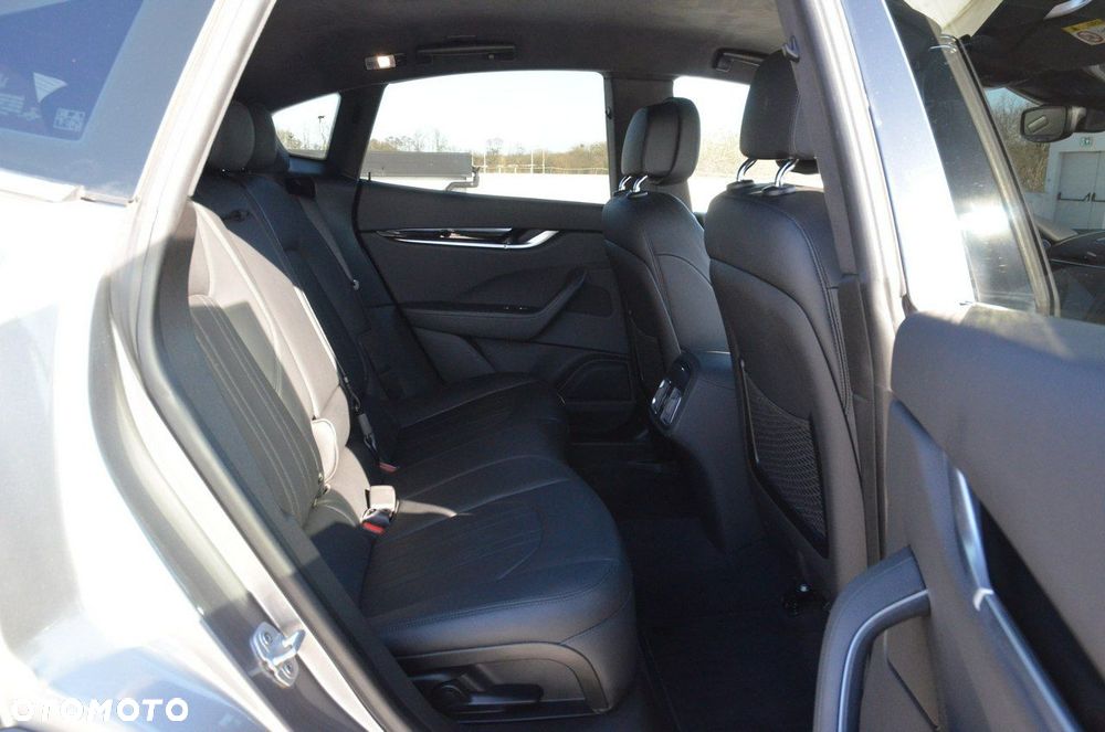 Maserati Levante MHEV Executive - 36