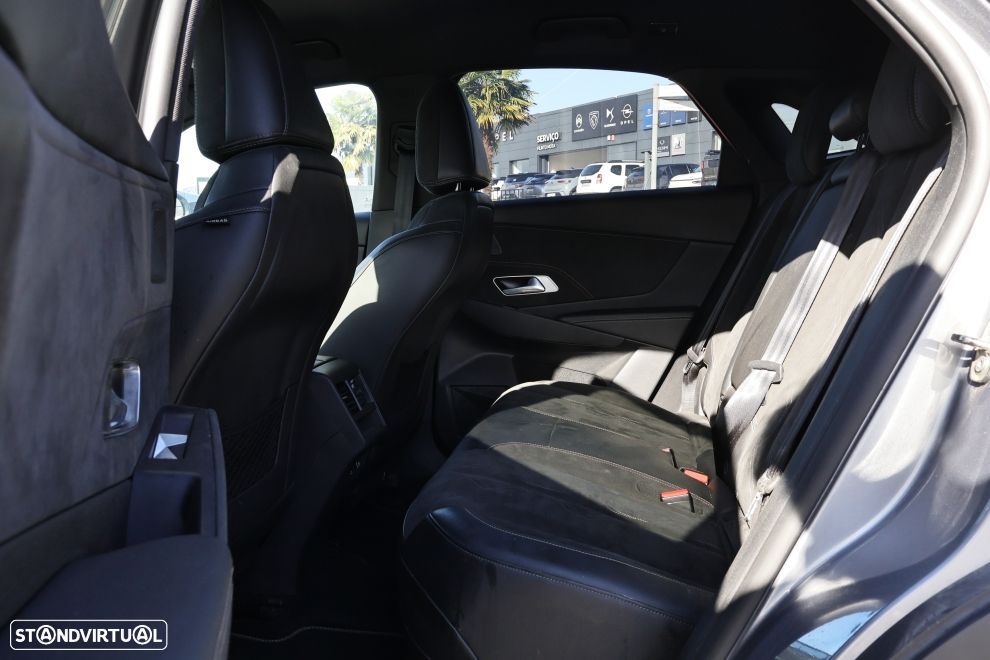 DS DS7 Crossback E-Tense Performance Line EAT8 - 18