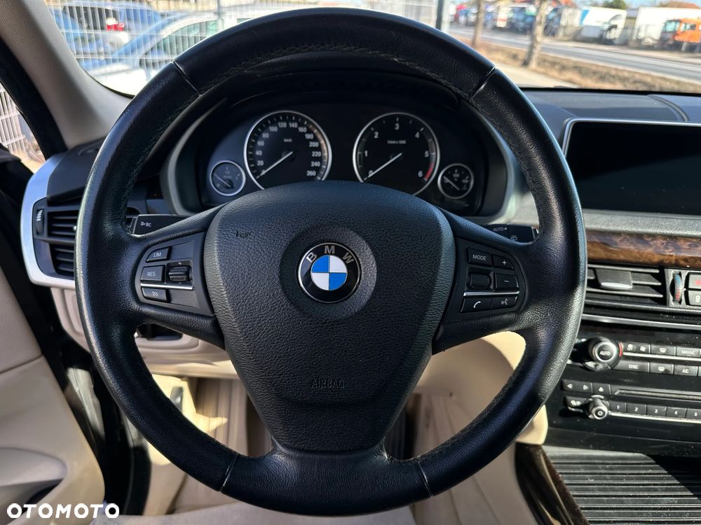 BMW X5 xDrive30d Sport-Aut - 26