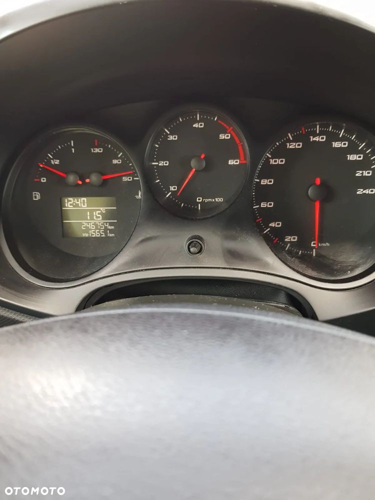 Seat Leon 1.6 TDI Reference - 6