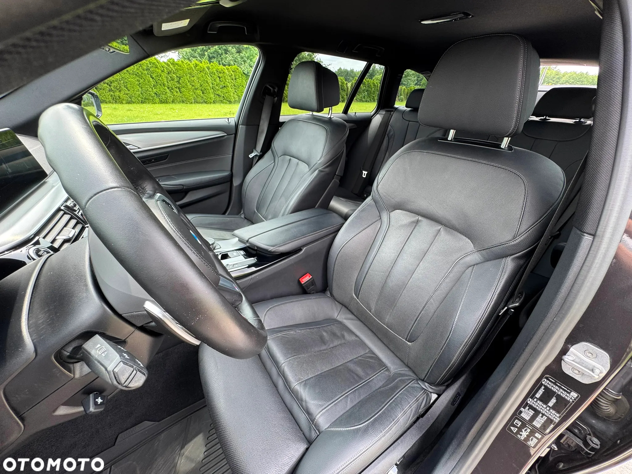 BMW Seria 5 520d xDrive M Sport sport - 9