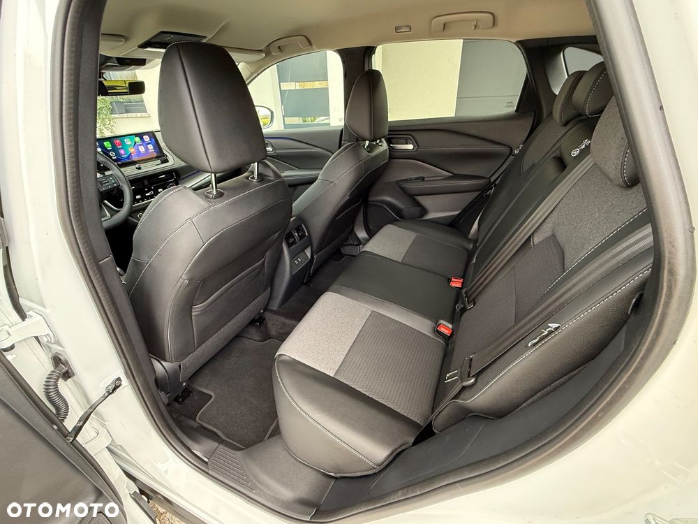 Nissan Qashqai 1.3 DIG-T MHEV Xtronic N-Connecta - 29