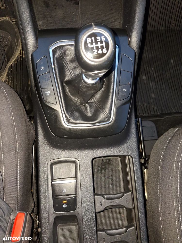 Ford Kuga 1.5 EcoBoost FWD Titanium - 20