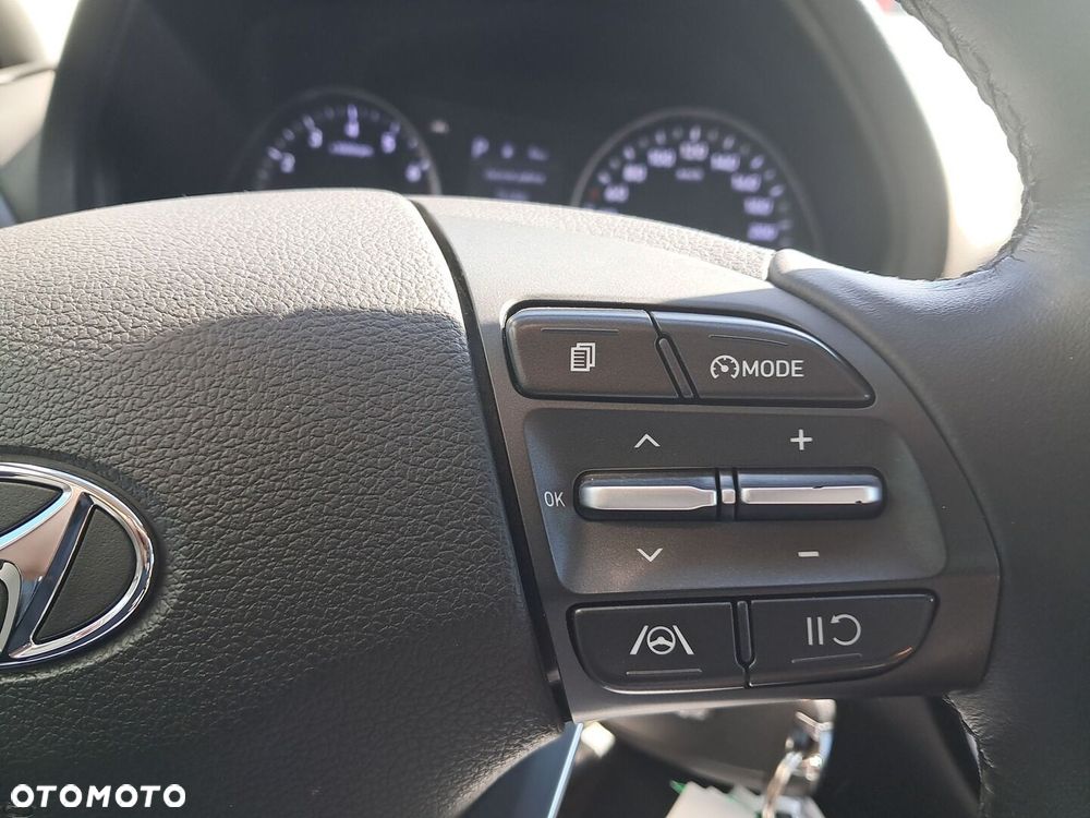 Hyundai i30 - 23