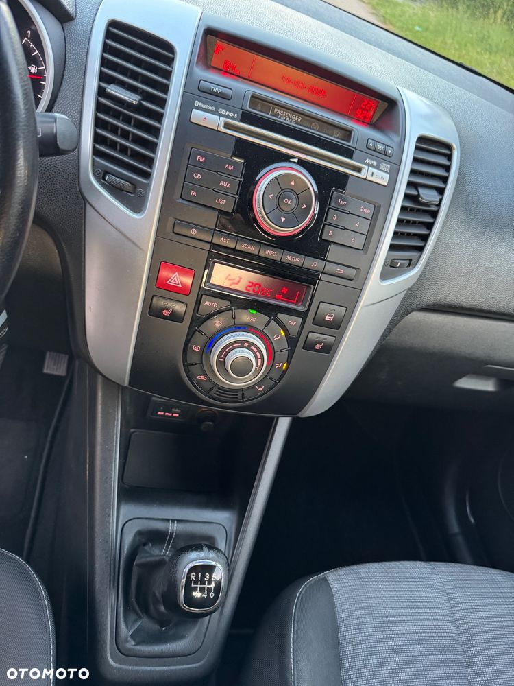 Kia Venga 1.6 CVVT Platinum Edition - 19