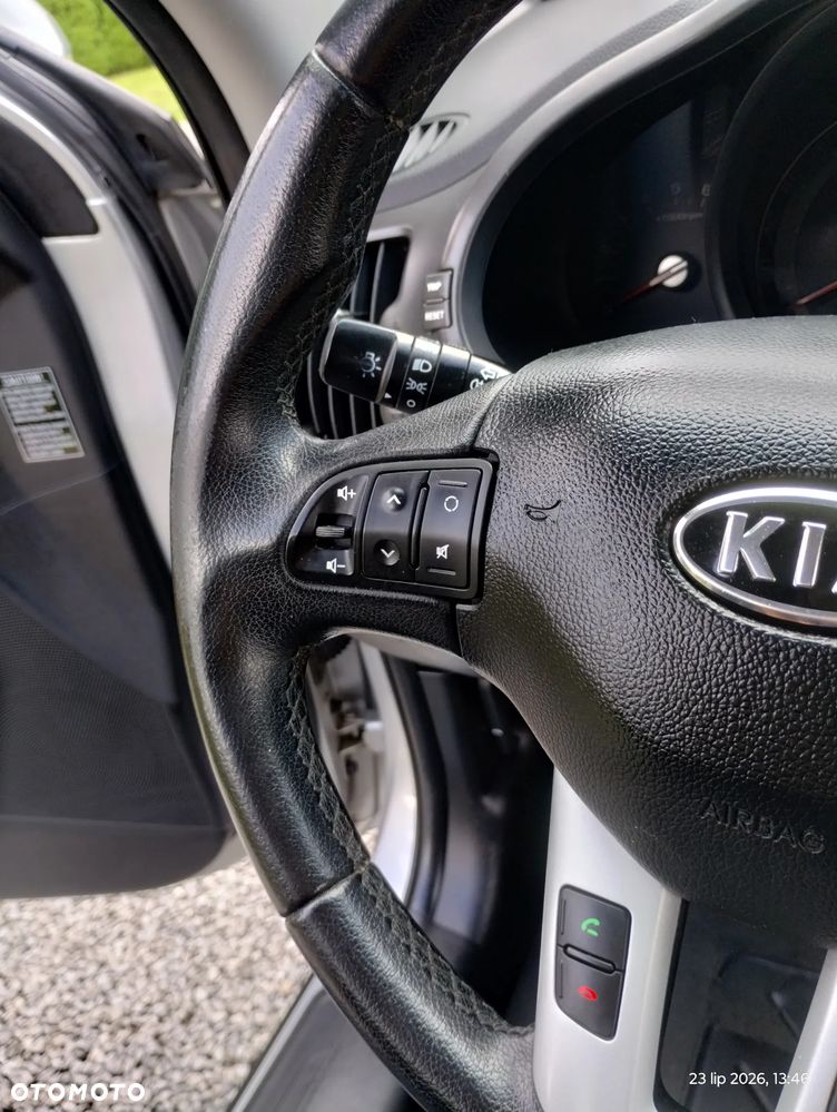 Kia Sportage 1.7 CRDI 2WD Attract - 24
