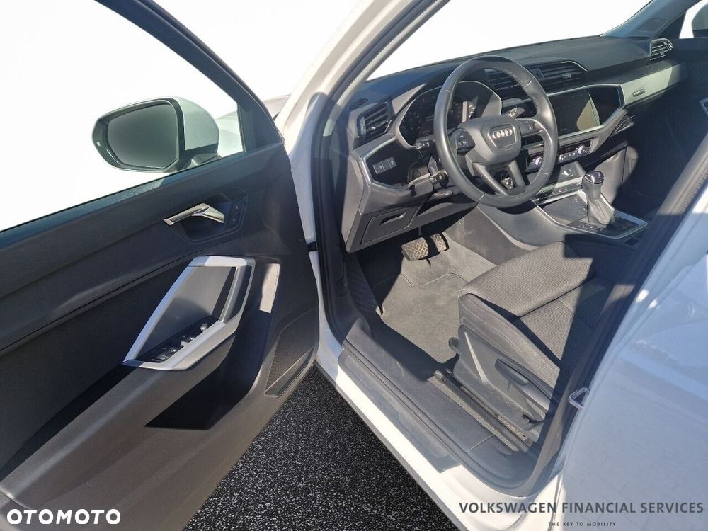 Audi Q3 35 TFSI S tronic - 5