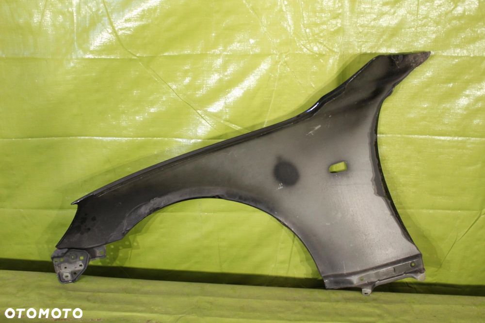 Błotnik Lexus SC 2001-2010r. przód prawy - 2