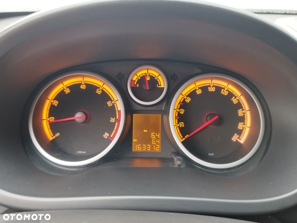 Opel Corsa 1.2 16V - 17