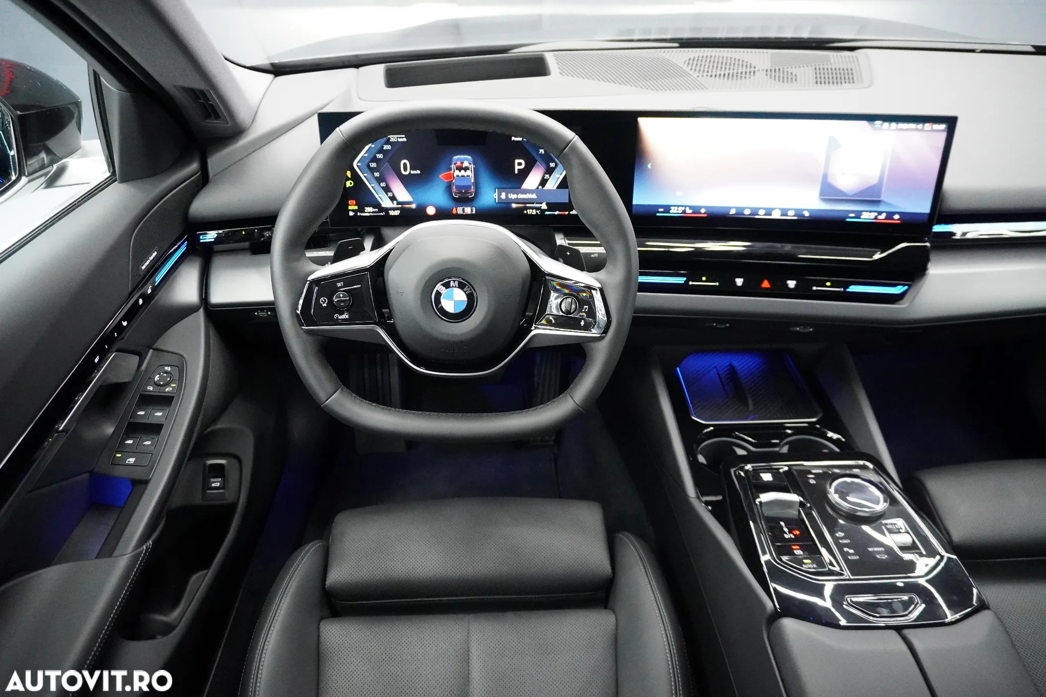 BMW Seria 5 520i Aut. - 35