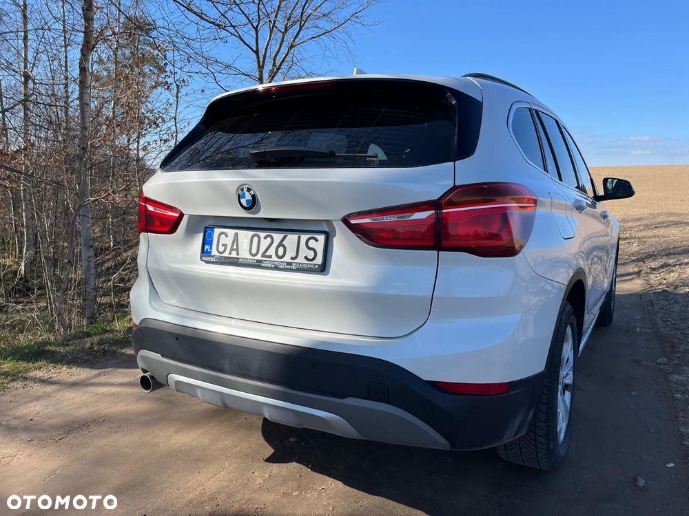 BMW X1 sDrive18i Advantage - 8