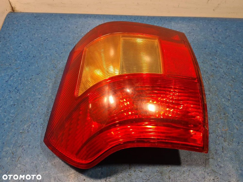 TOYOTA COROLLA E12 HB LAMPA TYŁ LEWA ZEWNĘTRZNA - 3