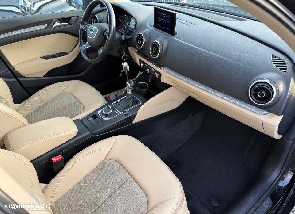 Audi A3 Sportback 2.0 TDI S-line S tronic - 7