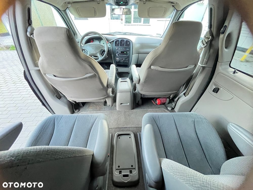 Dodge Grand Caravan 3.3 - 16