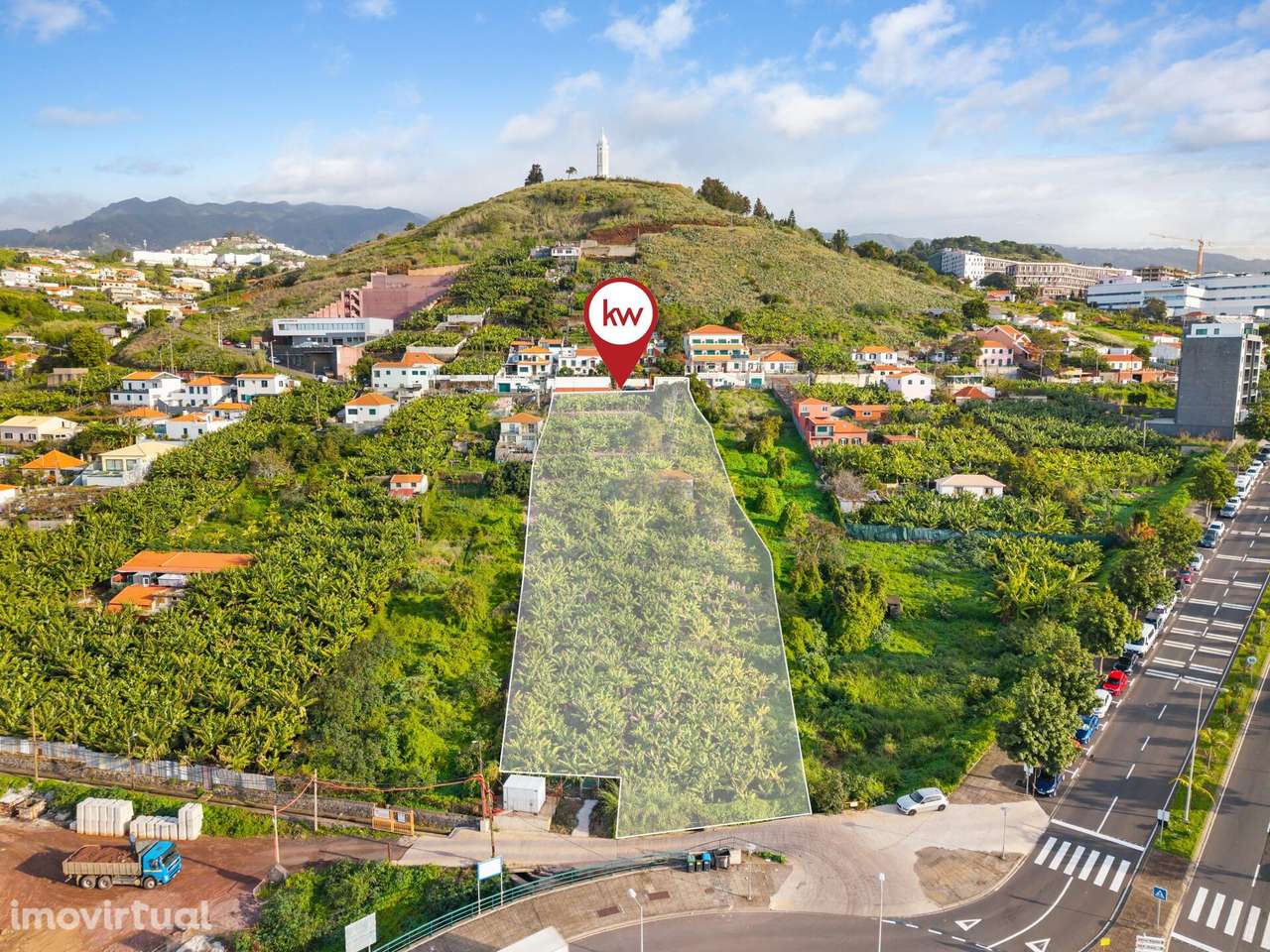 Investimento na Madeira: Terreno de 4800 m2 com vista para o mar no Fu - Grande imagem: 5/17