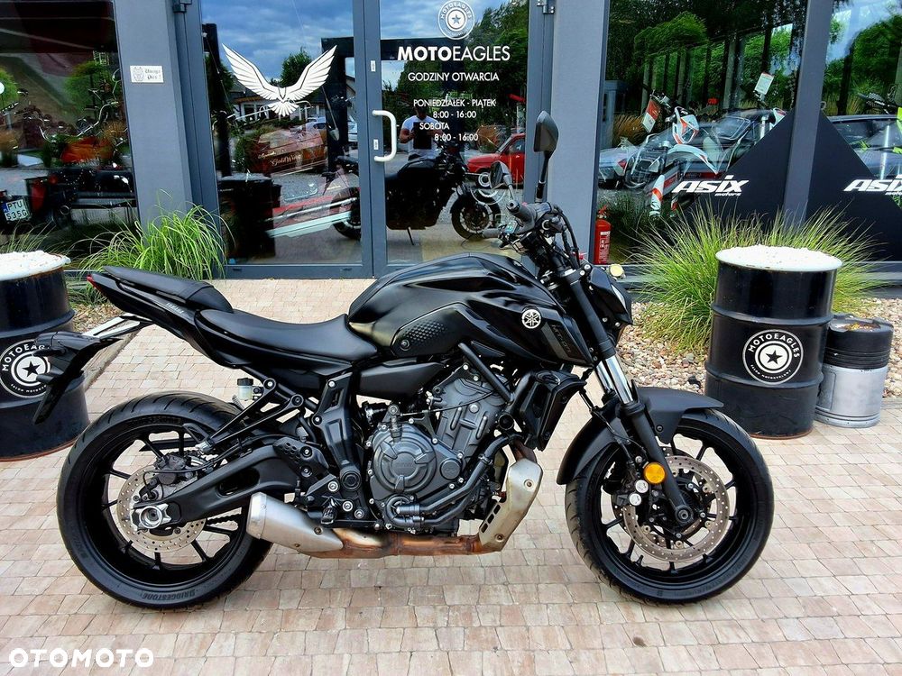 Yamaha MT - 11