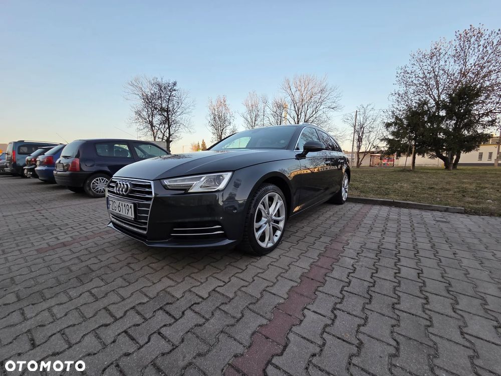 Audi A4 Avant 2.0 TDI S tronic - 24
