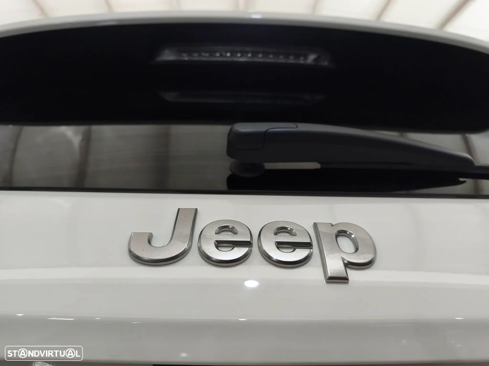 Jeep Avenger 1.2 e-Hybrid Altitude DCT - 6