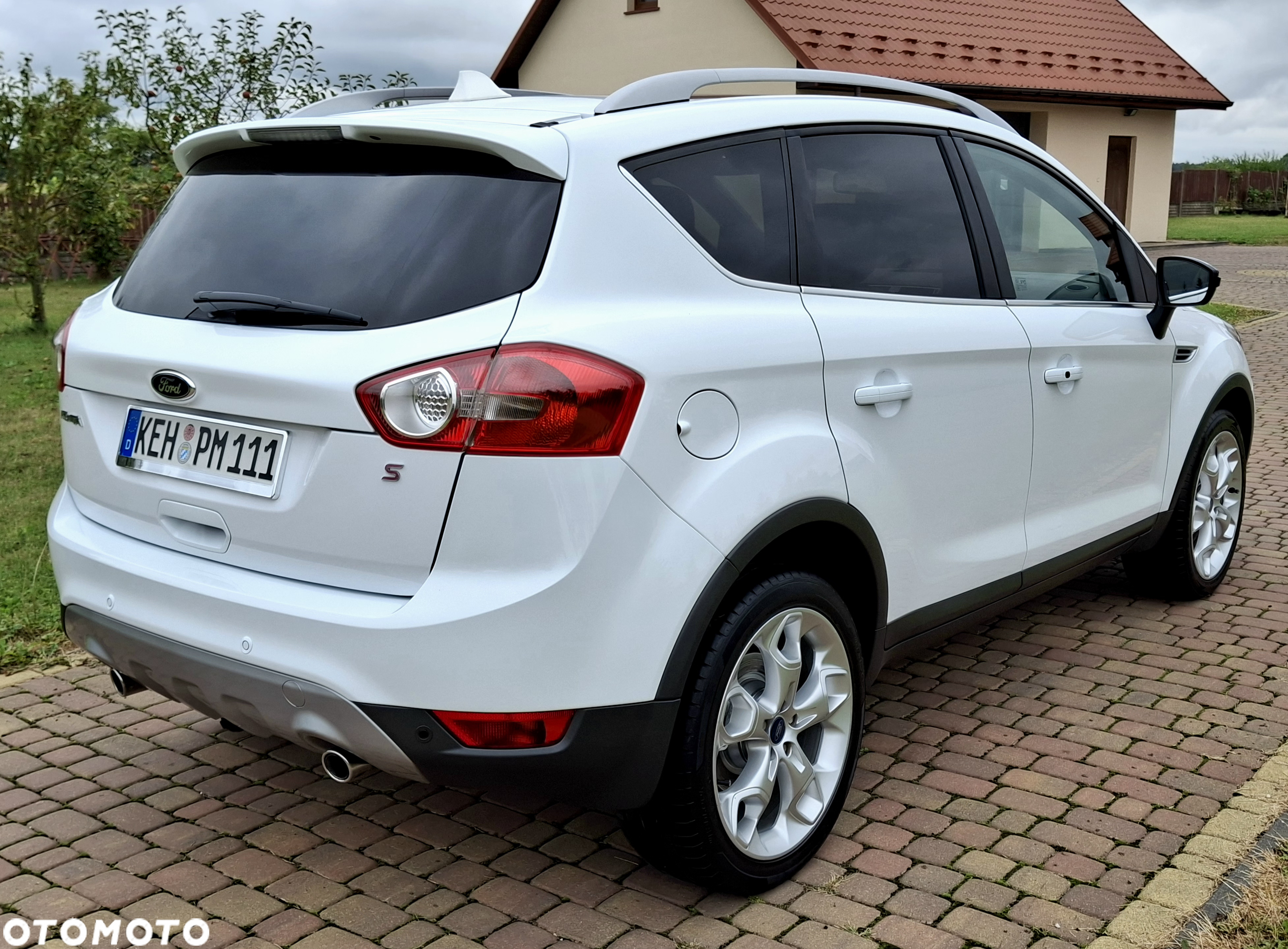 Ford Kuga ver-2-0-tdci-4wd-titanium-plus - 6