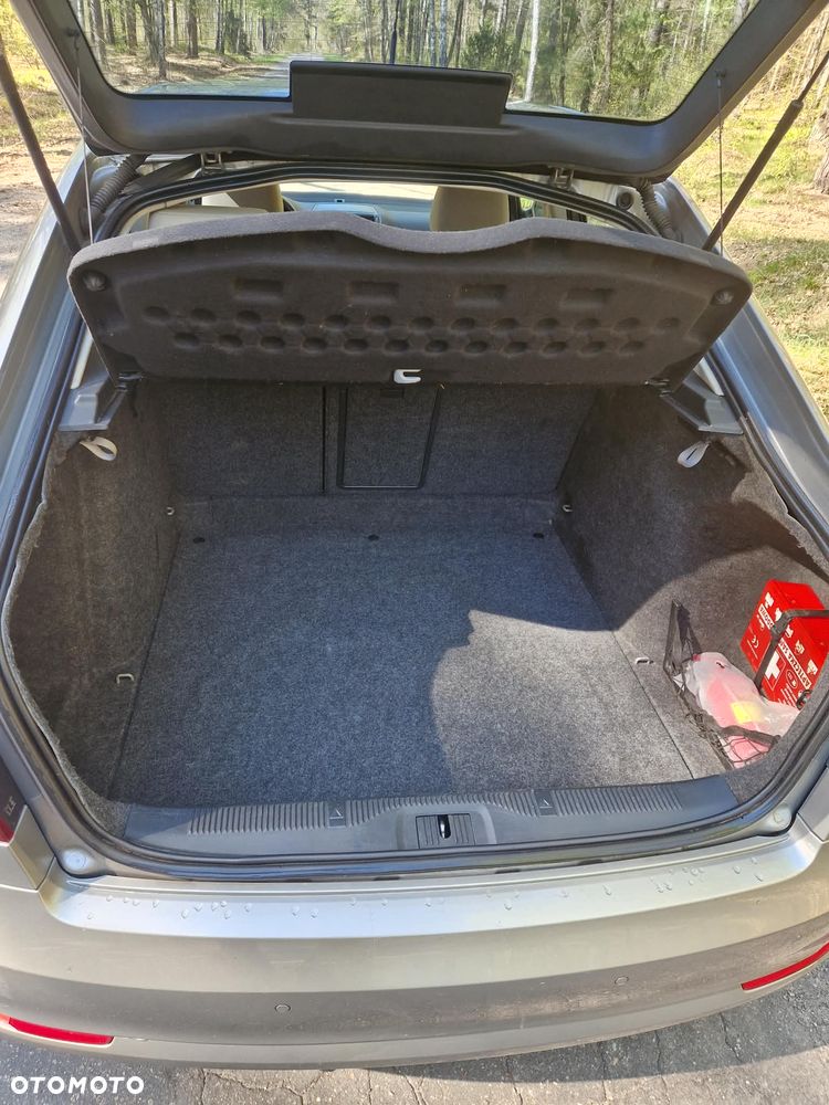 Skoda Octavia 2.0 TDI DPF Elegance DSG - 9