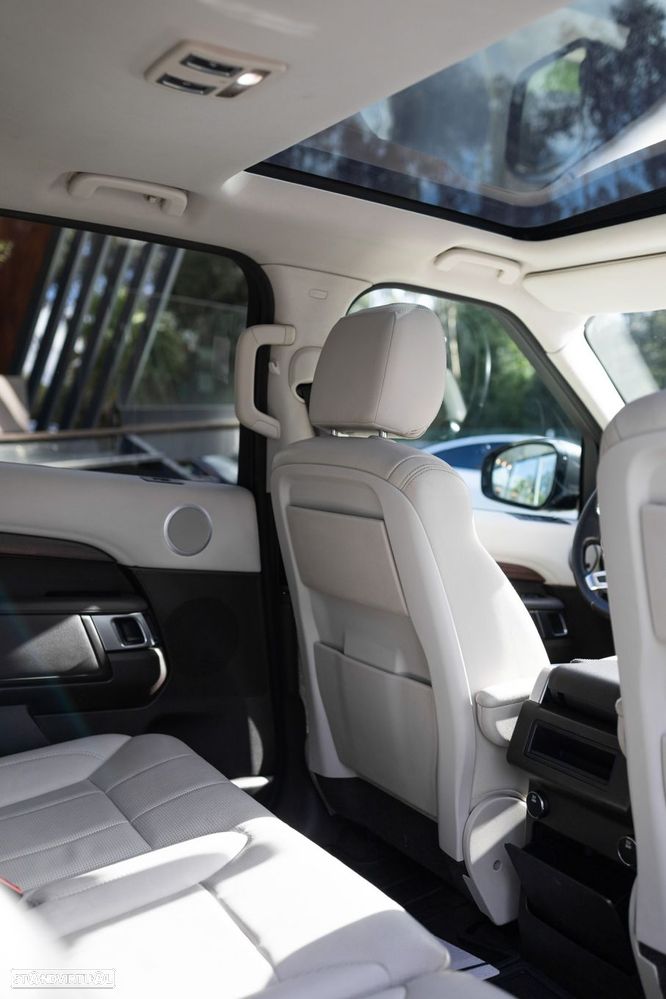 Land Rover Discovery 3.0 TD6 HSE Auto - 7