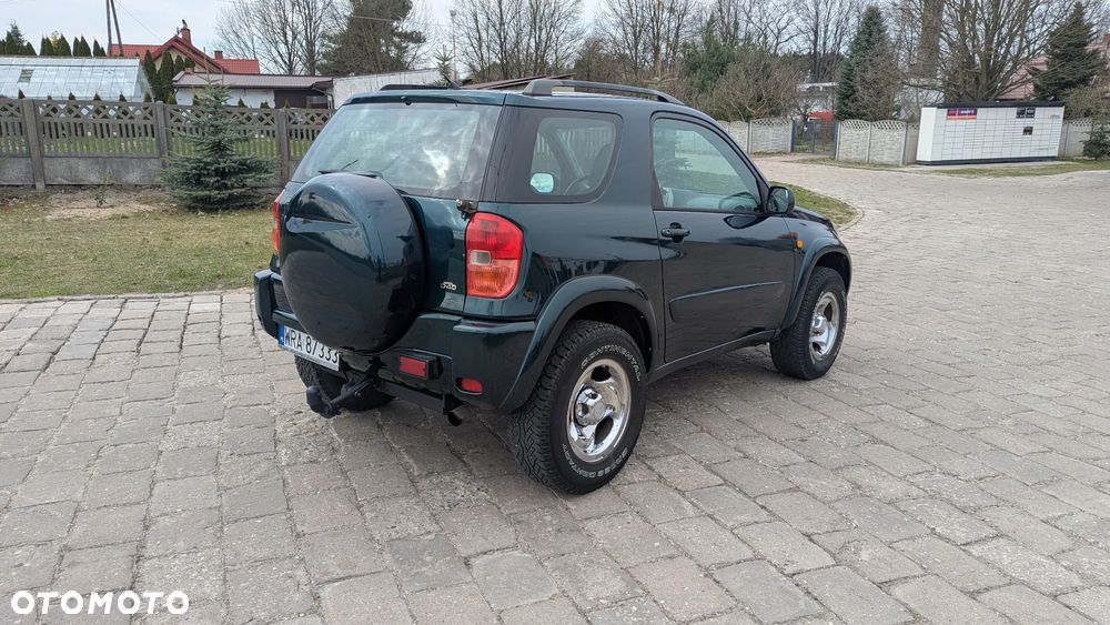 Toyota RAV4 D-4D 4x4 - 4
