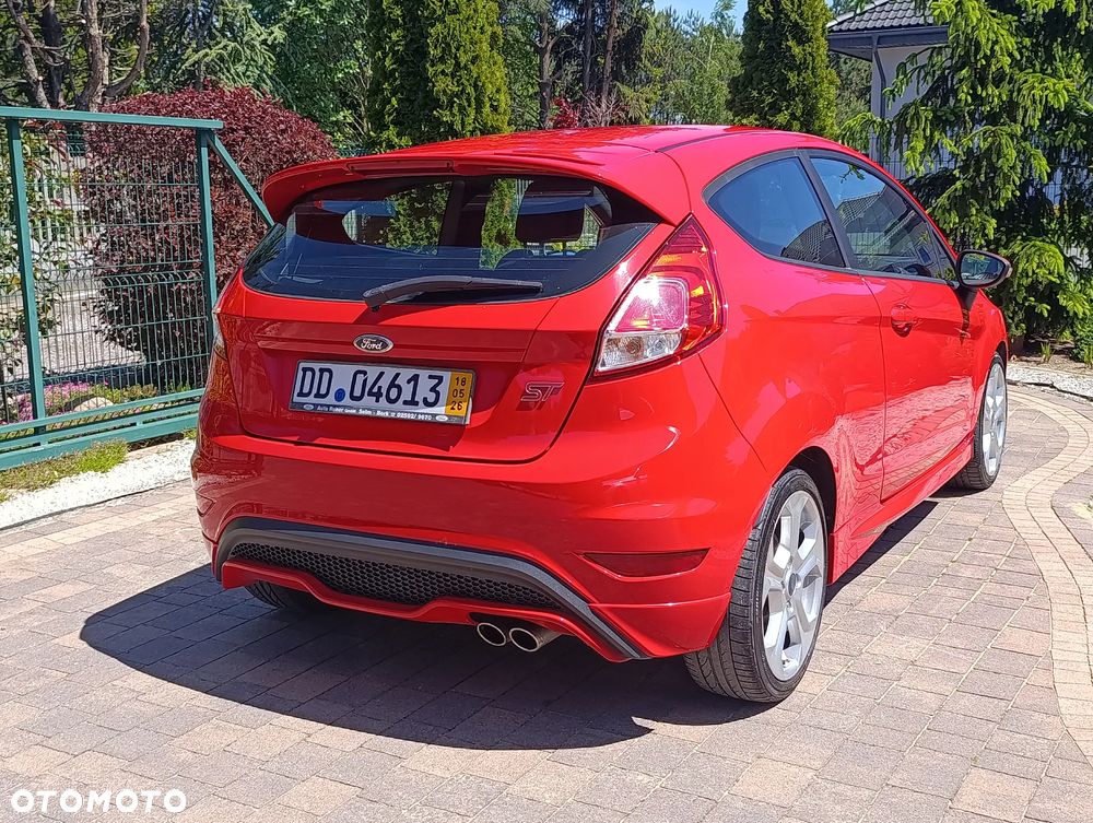 Ford Fiesta ST - 11