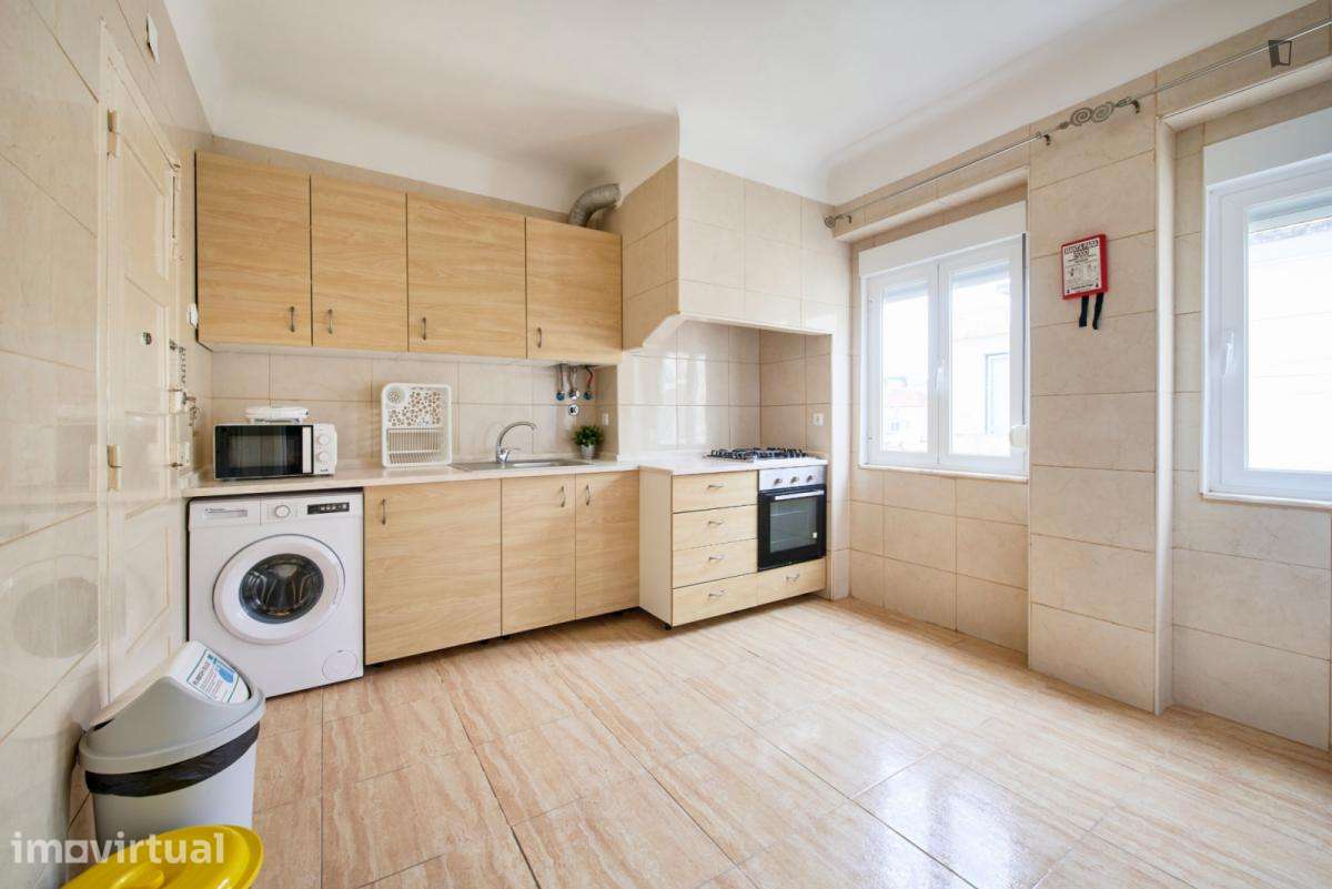Quarto - localizado em Penha de França Lisbon - Grande imagem: 2/39