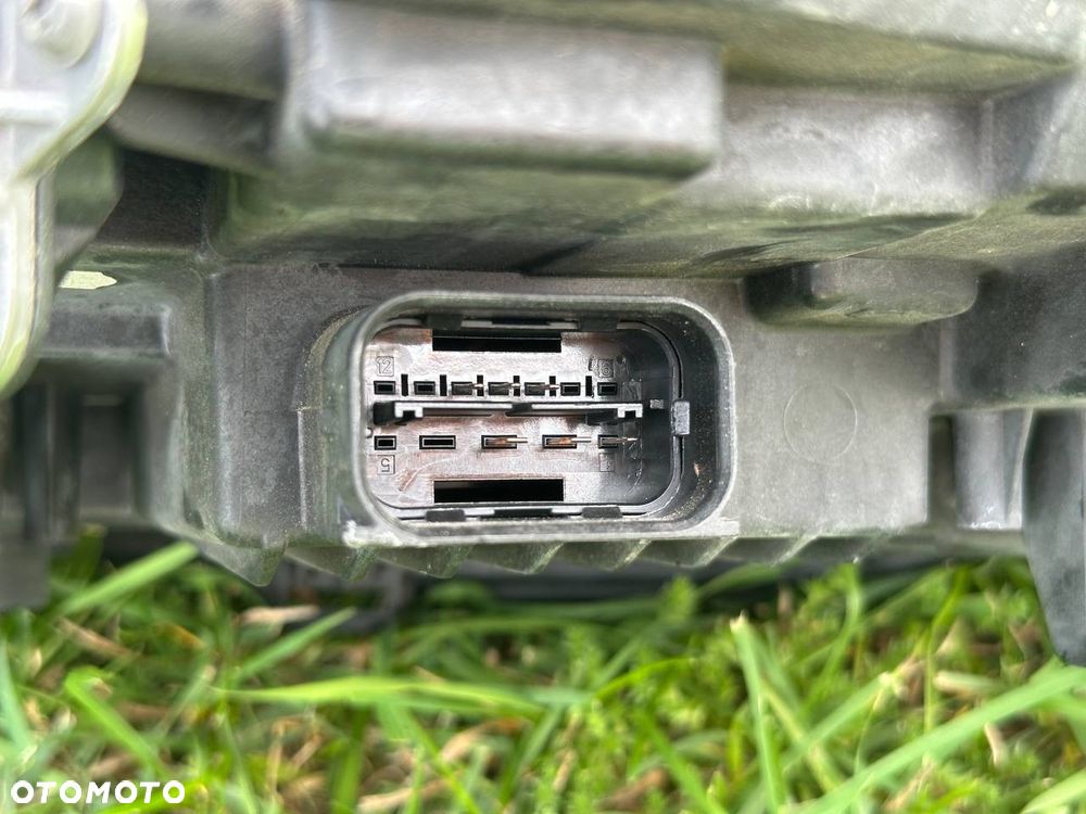 Lewa Lampa BMW F32 LCI - 11