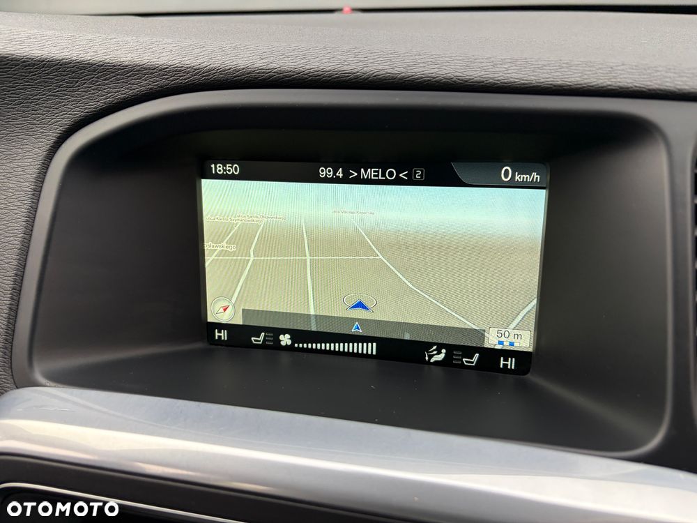 Volvo V60 Cross Country D3 Momentum - 6