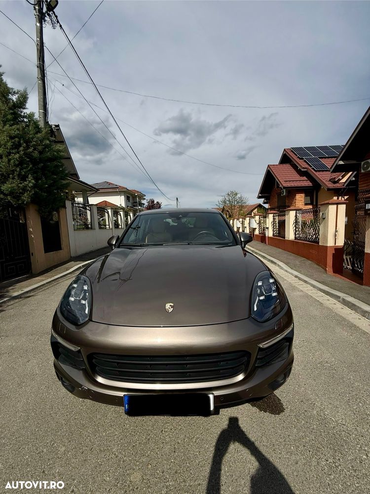 Porsche Cayenne - 11