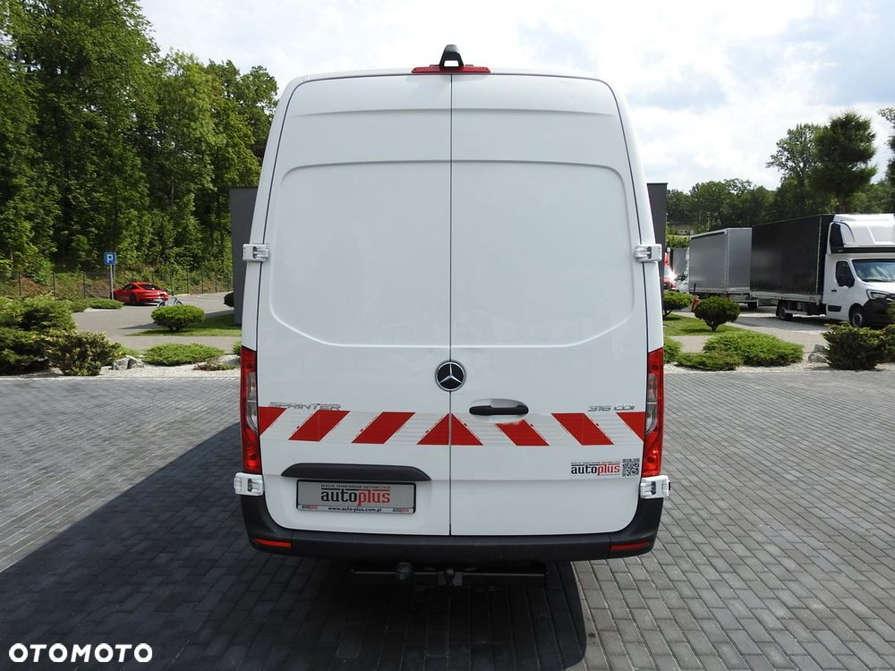 Mercedes-Benz SPRINTER FURGON BRYGADÓWKA  5 MIEJSC TEMPOMAT NAWIGACJA KLIMATYZACJA AUTOMAT   160KM - 12