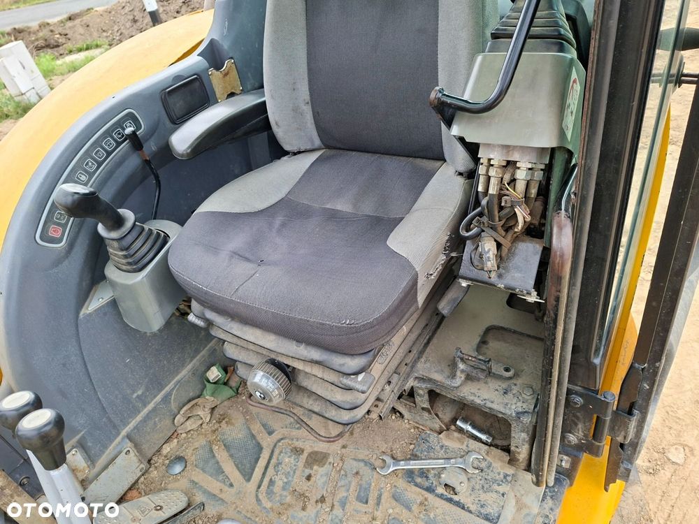 JCB Zts 8080 - 14