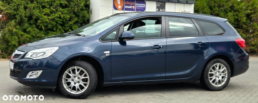 Opel Astra 1.6 Turbo 150 Jahre - 7