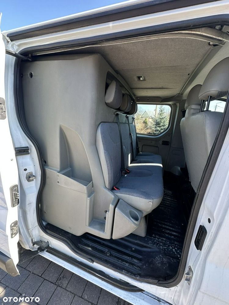 Opel Vivaro - 16