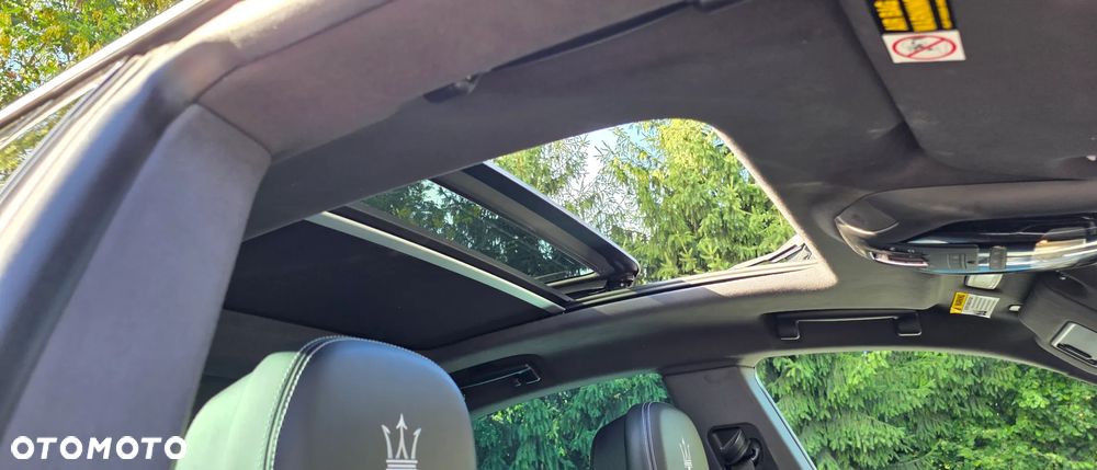Maserati Levante - 10