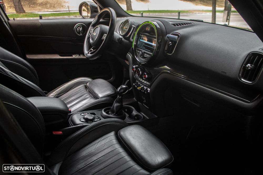 MINI Countryman Cooper SE ALL4 Auto - 26