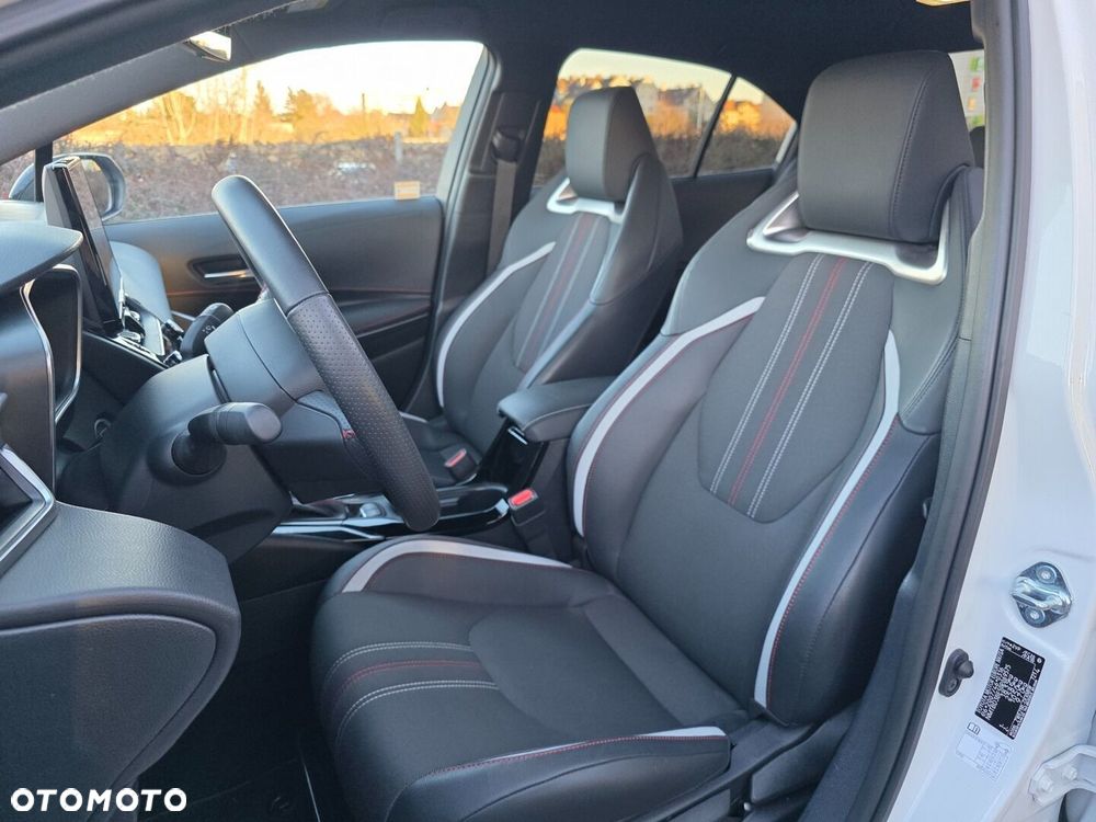 Toyota Corolla 1.8 Hybrid GR Sport Dynamic - 19