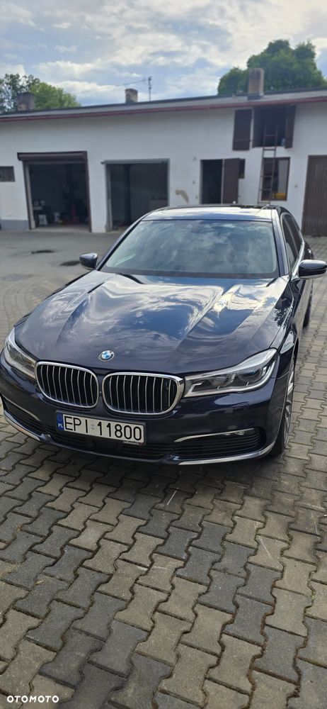 BMW Seria 7 740Le xDrive iPerformance - 27