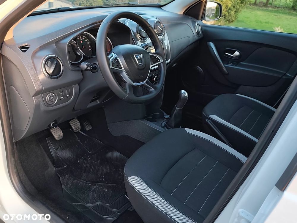 Dacia Sandero Stepway 0.9 TCe Laureate S&S EU6 - 19