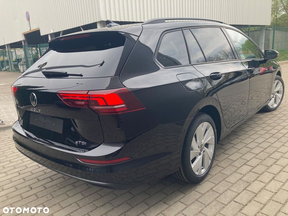 Volkswagen Golf - 6